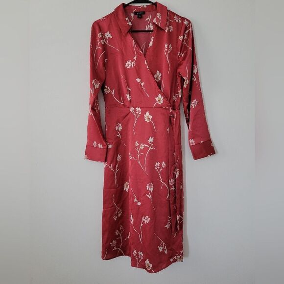 Halogen Faux Wrap Long Sleeve Floral Print Midi Dress NWOT - Picture 3 of 7